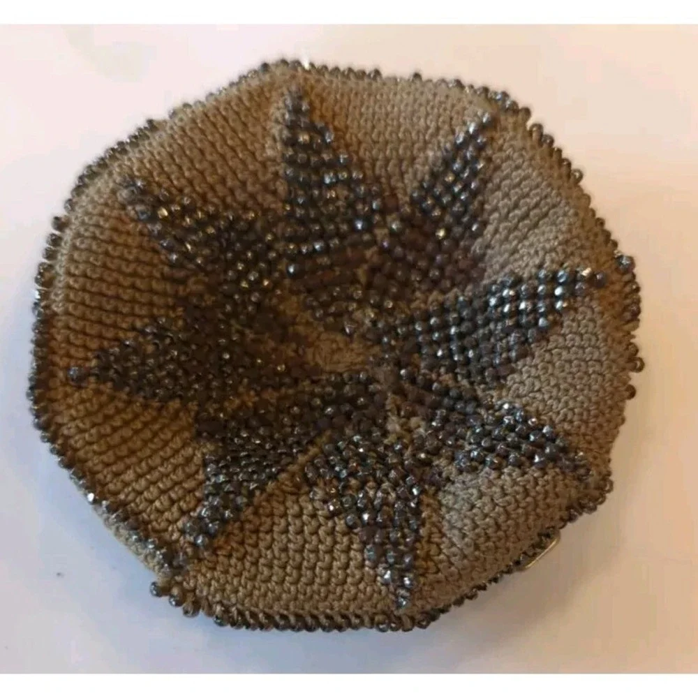 Antique Silver‎ Metal Top Coin Crochet Silver Beaded Purse Art Nouveau Victorian